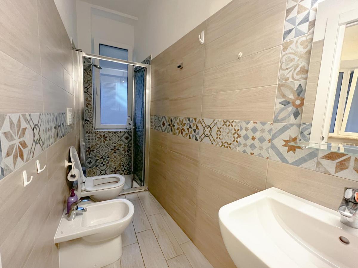 Confortable And Centrally Milan Flat Milão Exterior foto